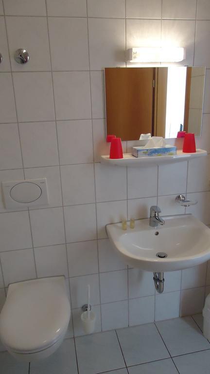Standard Double Room with City View,644688303:JPEG