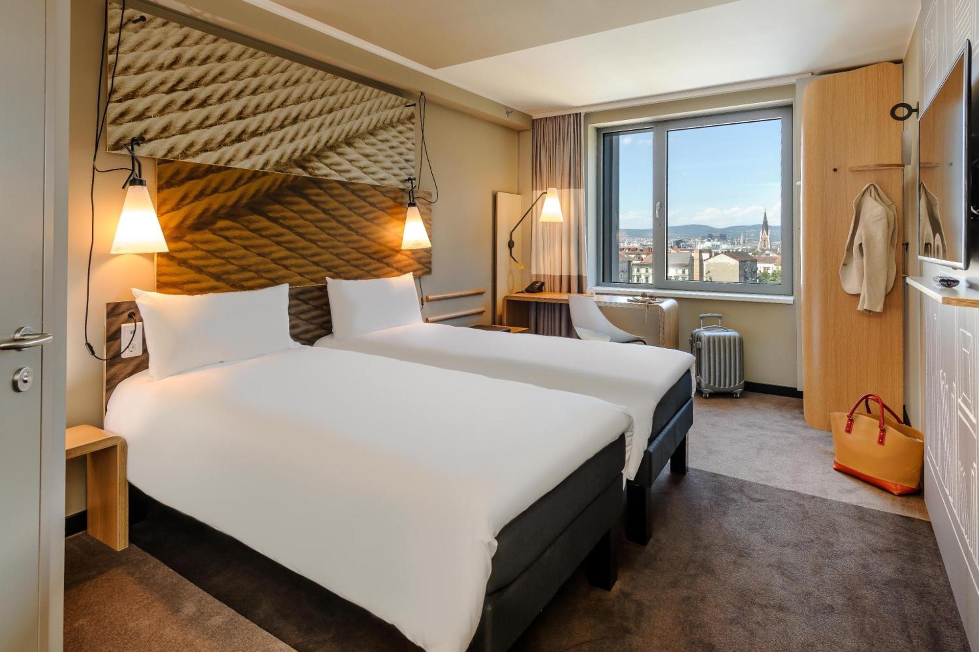 Standard Twin Room,712641496:JPEG