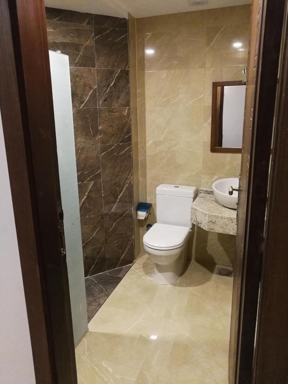 Deluxe Doppel-/Zweibettzimmer mit Zugang zum Pool