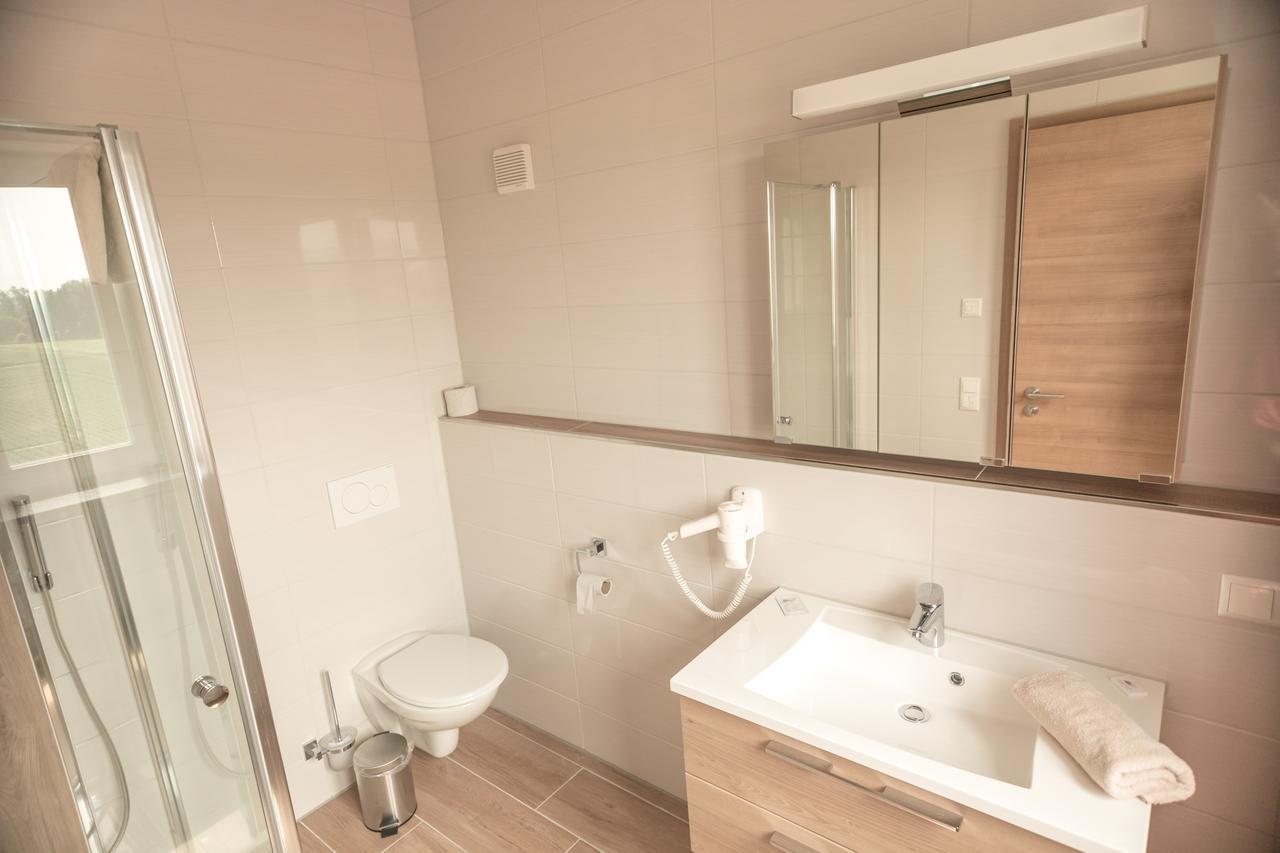 Single Room Bathroom