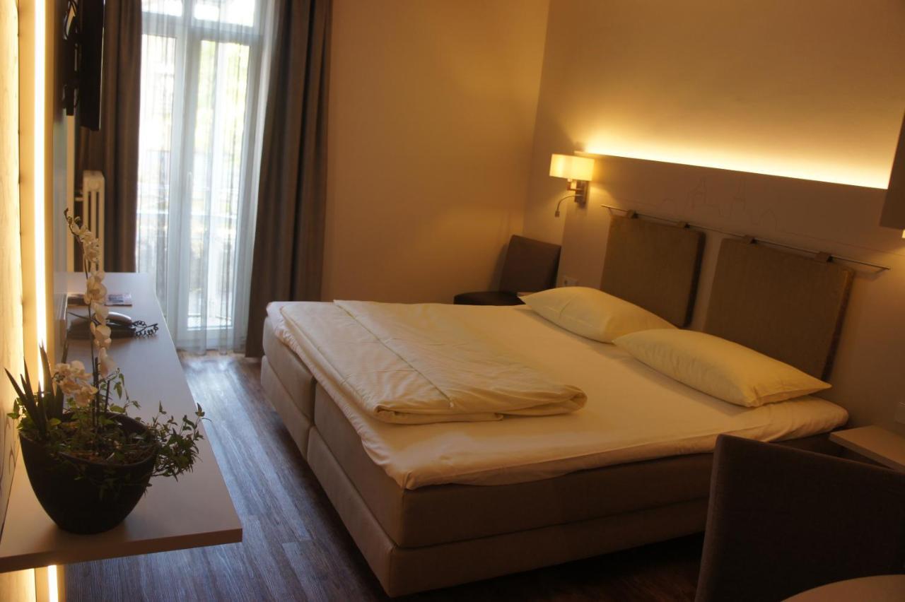 Double room main building,736880947:JPEG
