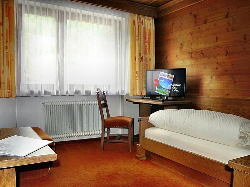Small Single Room,1742731543:JPEG