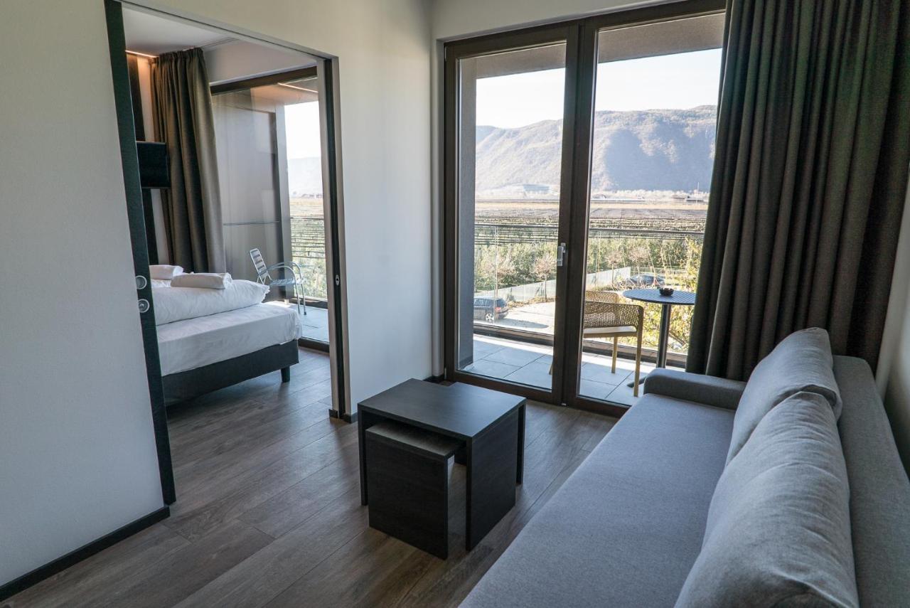 Deluxe Family Suite