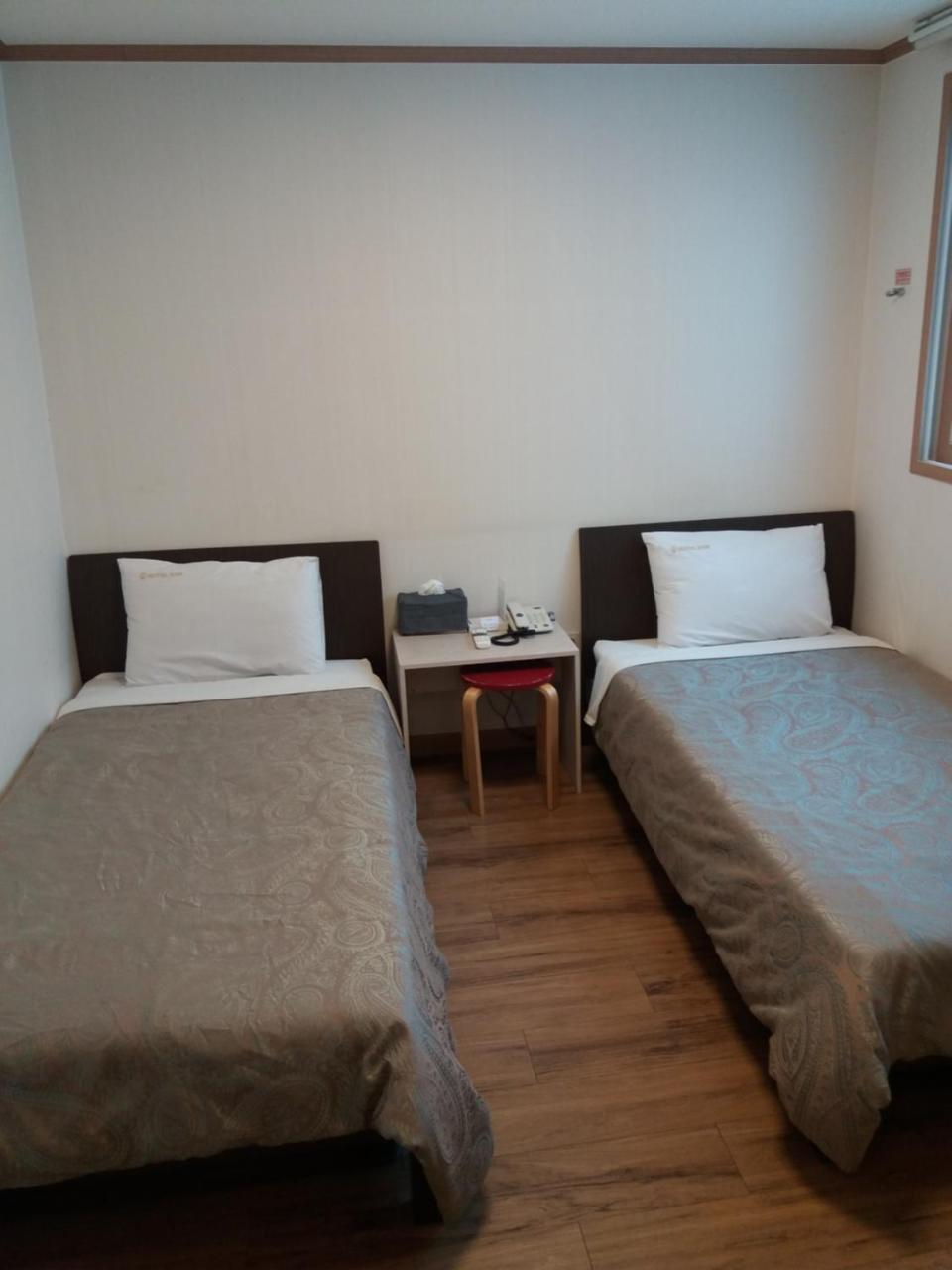 Zweibettzimmer