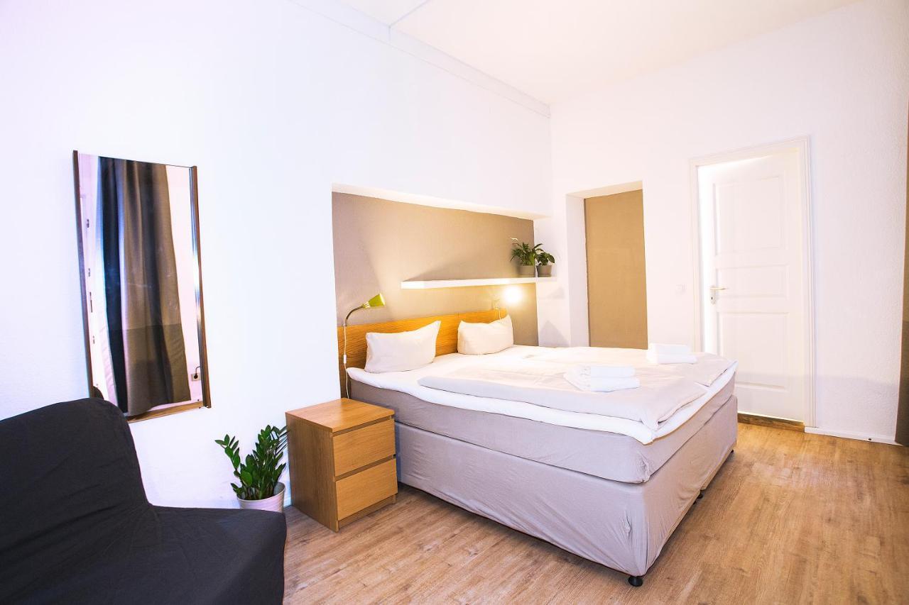 Double Room,753201878:JPEG