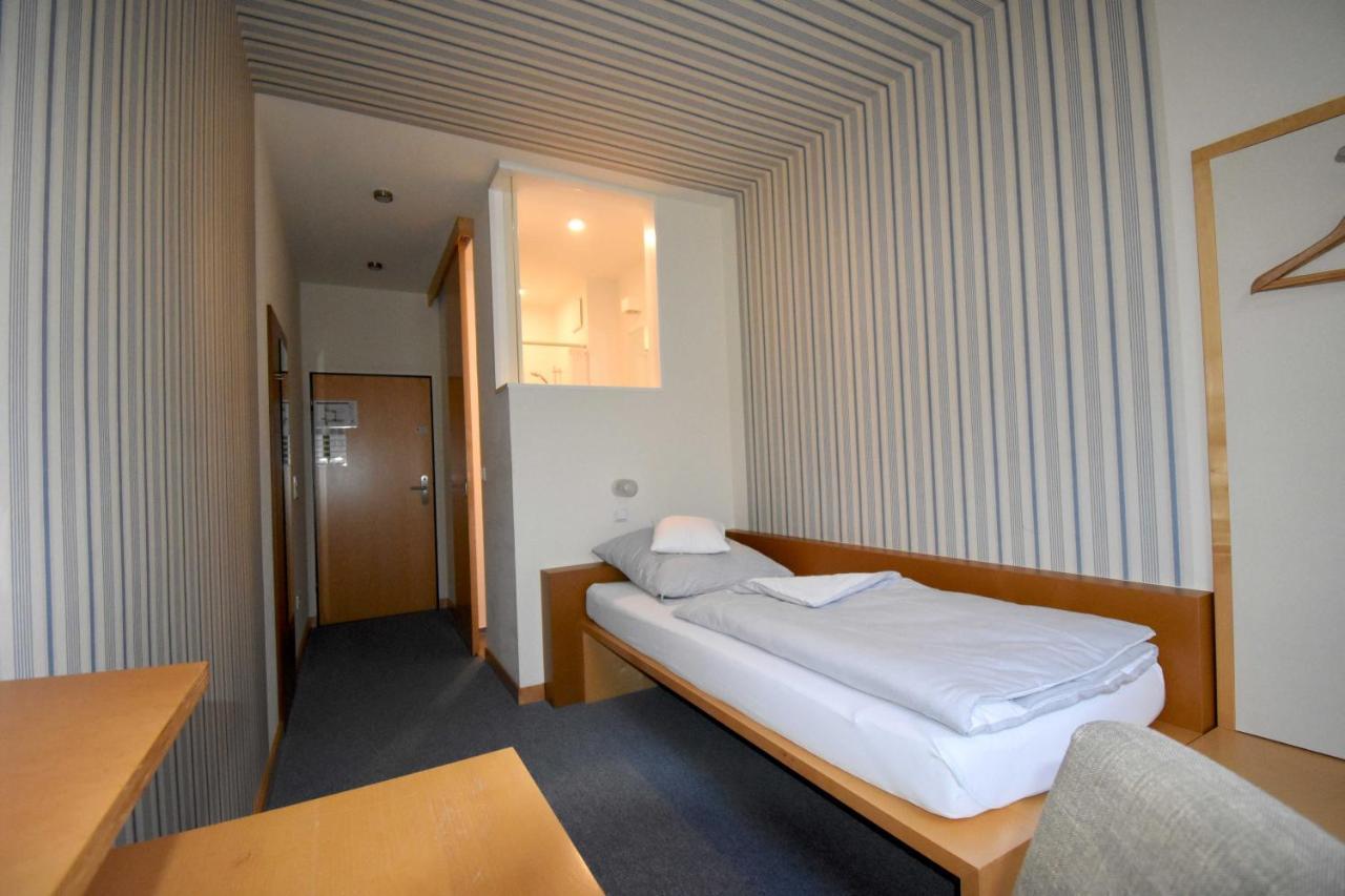 Economy Single Room
