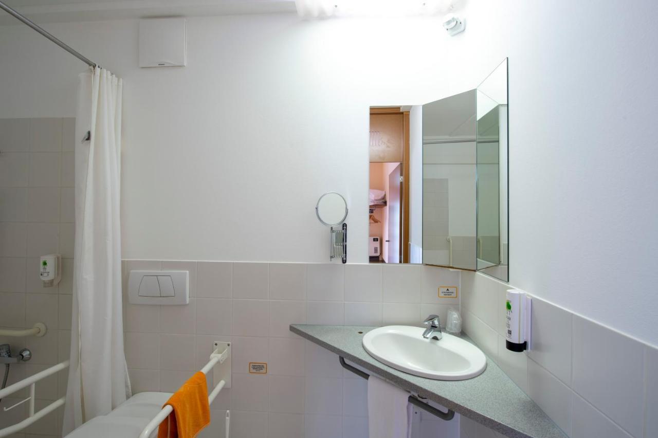 Double Room Disability Access,762879019:JPEG
