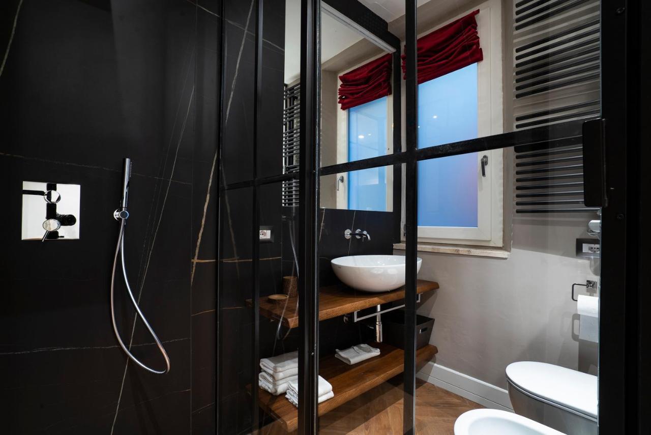 Suite mit Whirlpool-Badewanne und Sauna
