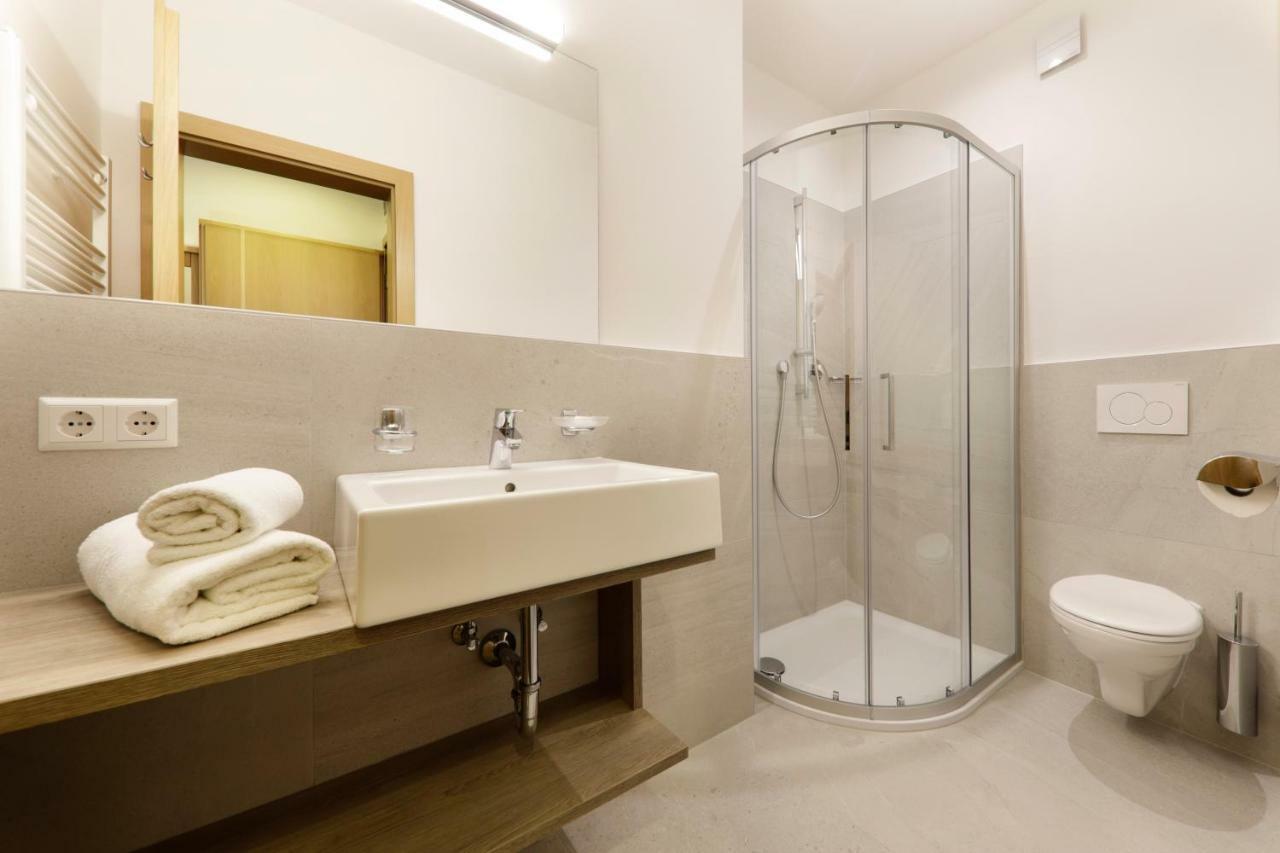 Doppelzimmer mit Balkon