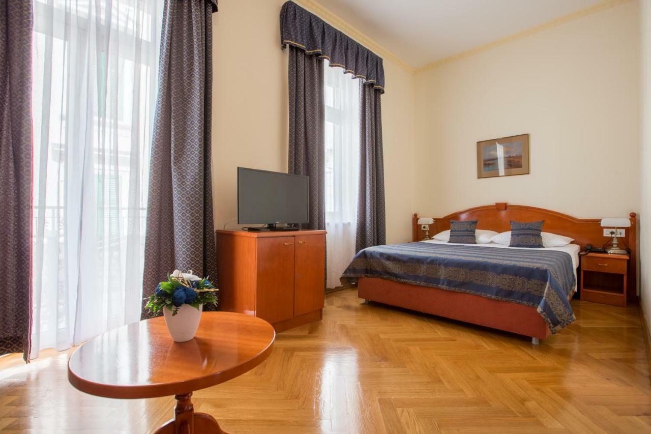 Double Room Balcony,831941324:JPEG