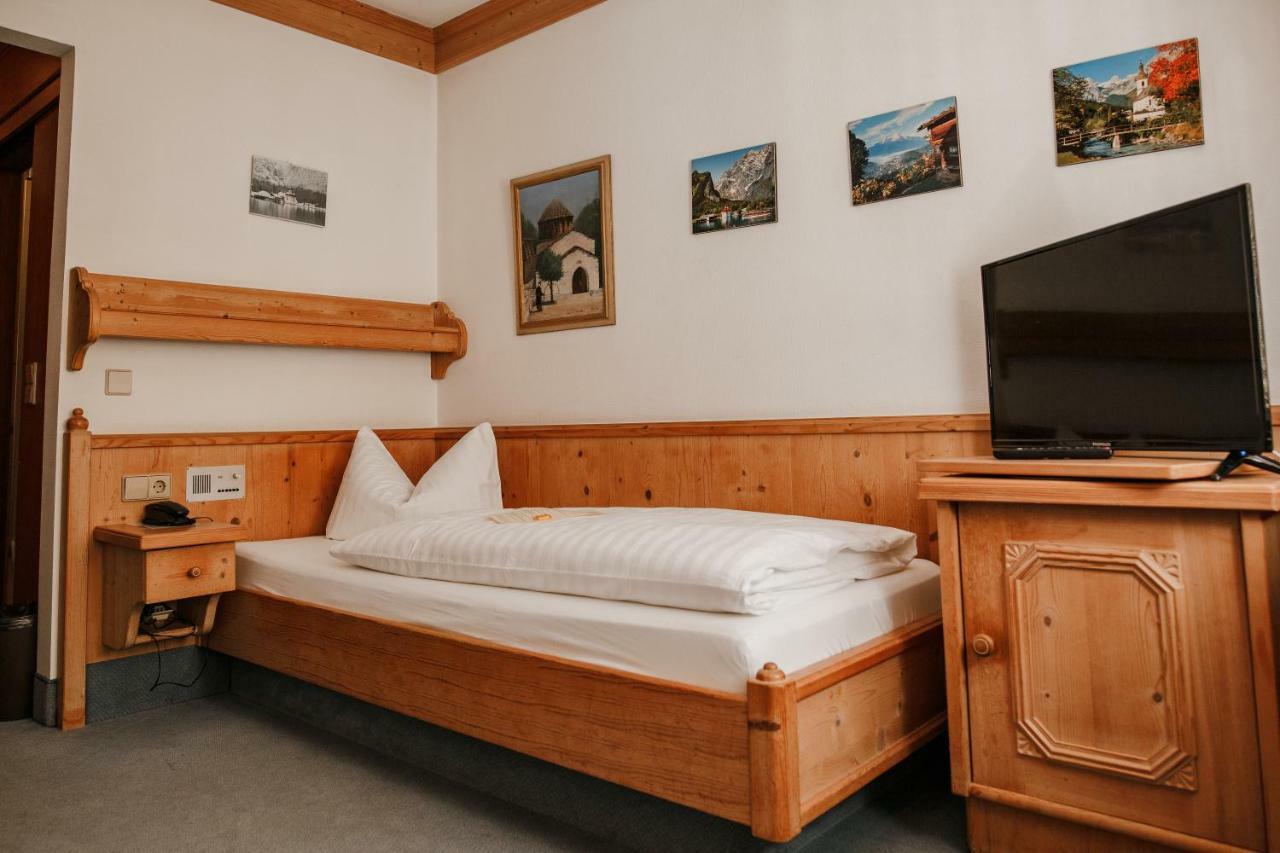 Classic Plus Single Room,789803838:JPEG