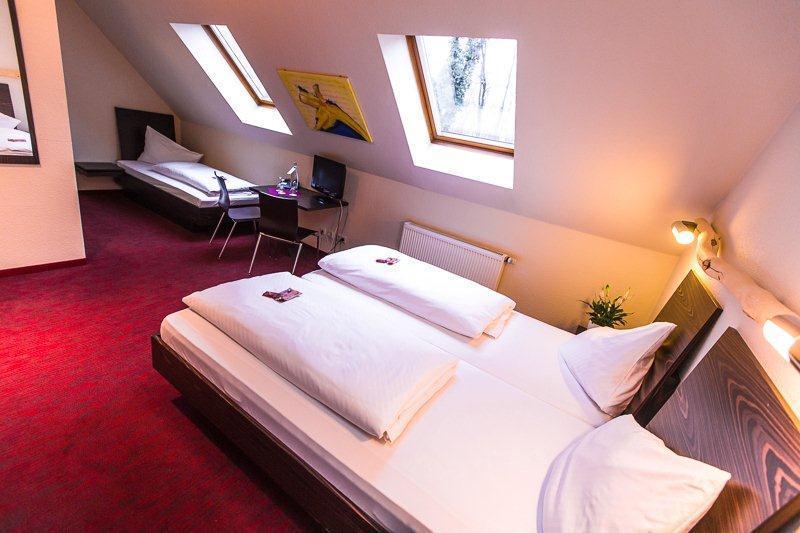 Dreibettzimmer