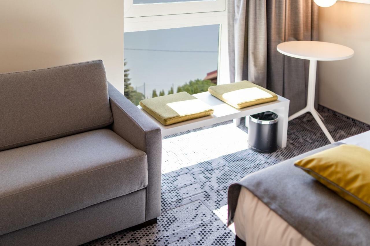 Familienzimmer mit 1 Doppelbett und 1 Schlafsofa