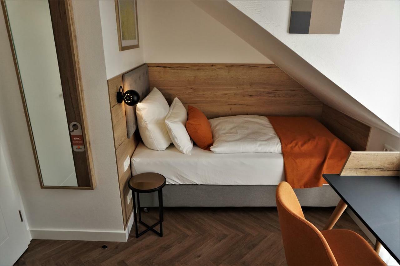 Standard Single Room,803640336:JPEG