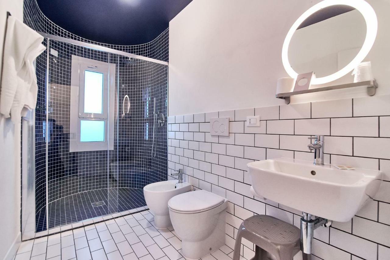 Deluxe Doppel-/Zweibettzimmer mit Meerblick