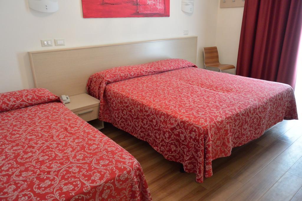 Superior Triple Room with Balcony,409314789:JPEG
