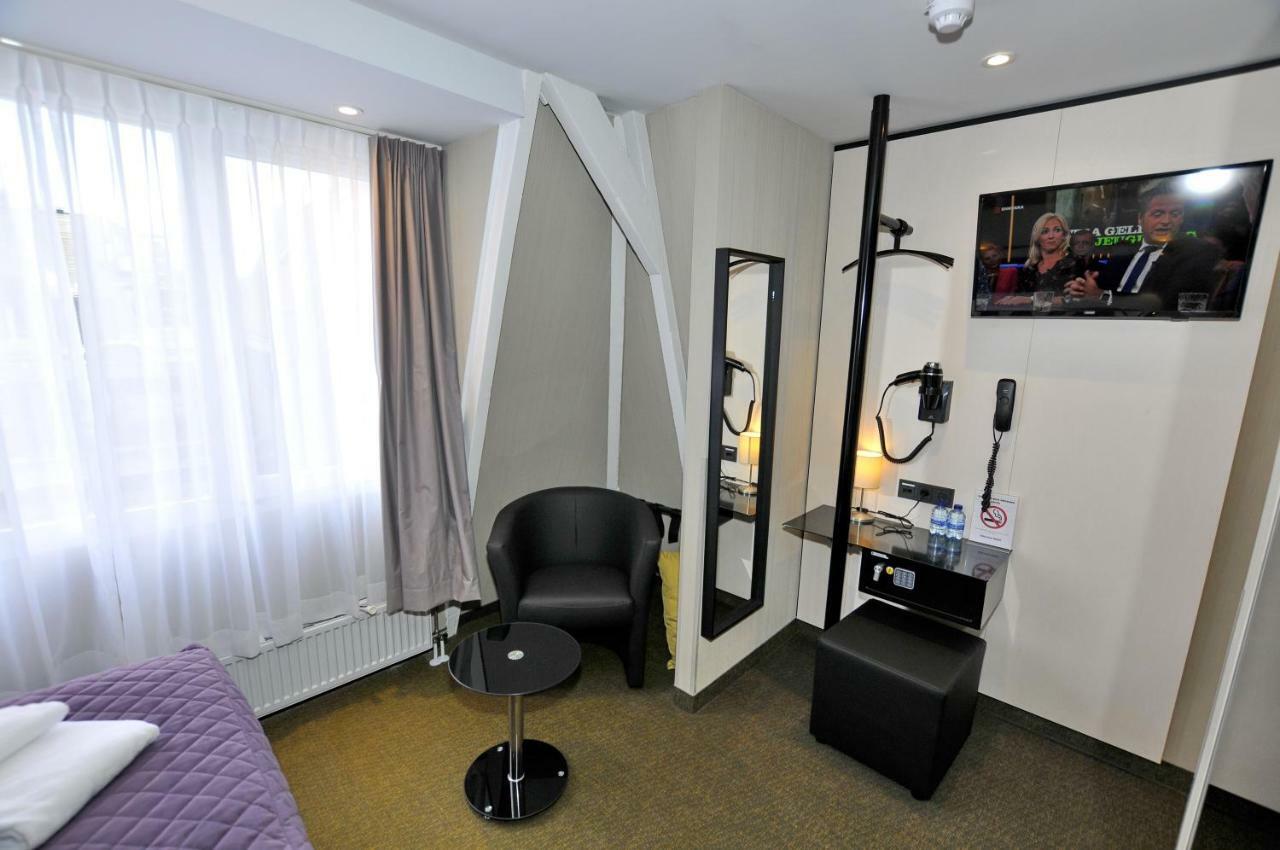 Double Room,813860249:JPEG