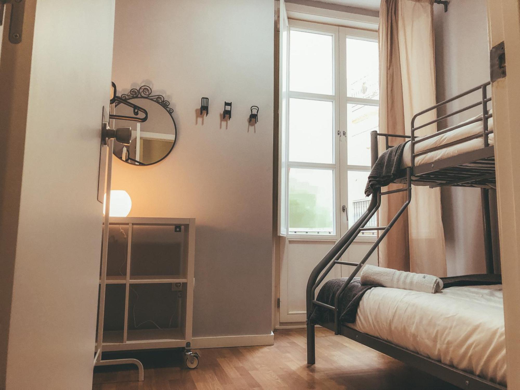 Doppelzimmer mit Gemeinschaftsbad