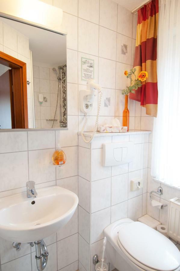 Standard Single Room,863819357:JPEG