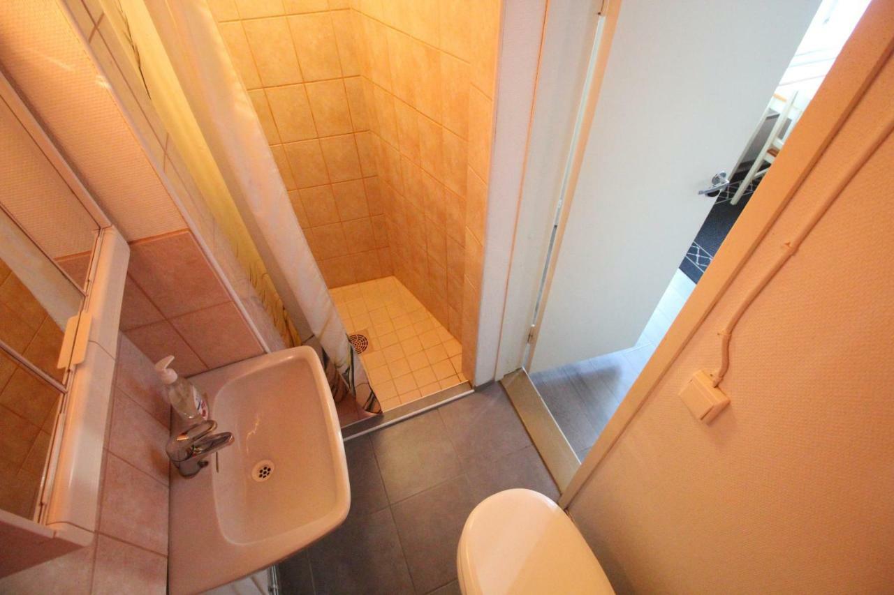 Bett im gemischten 6-Bett-Schlafsaal
