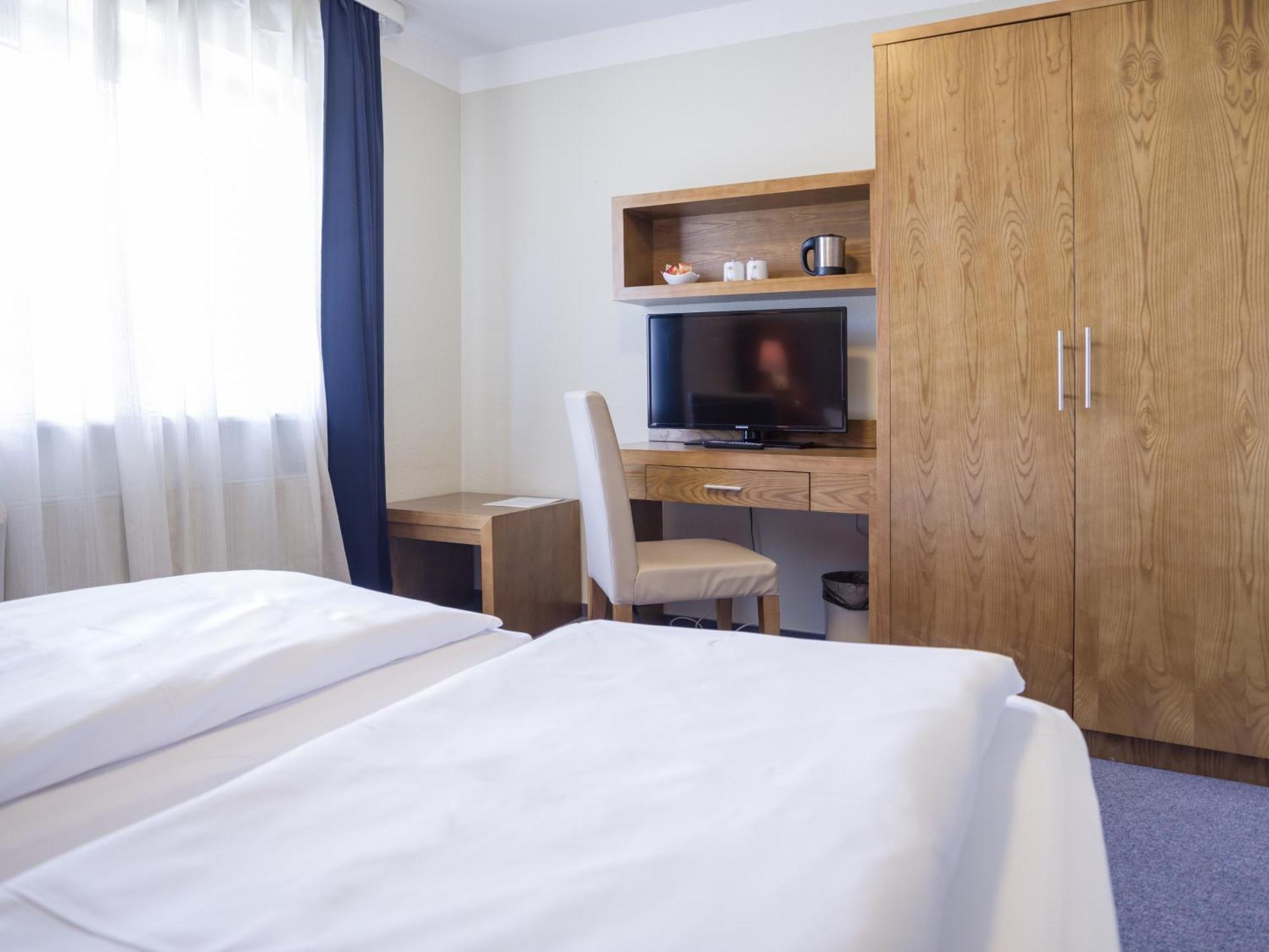 Comfort King Room
