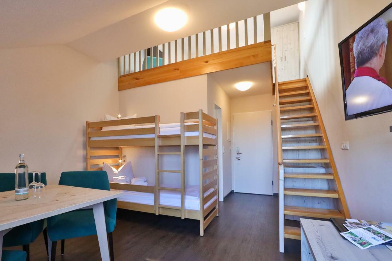 Maisonette,933642418:JPEG
