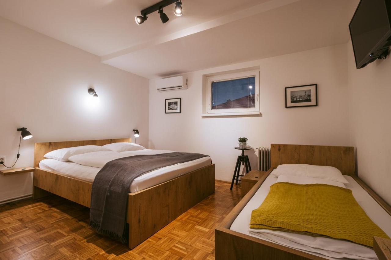 Basic Triple Room,925658752:JPEG