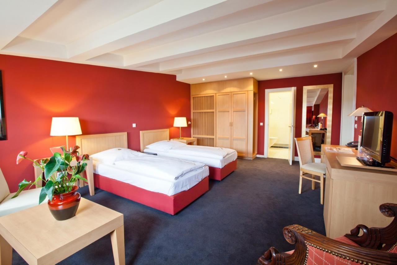 Premium Double or Twin Room,1211999536:JPEG