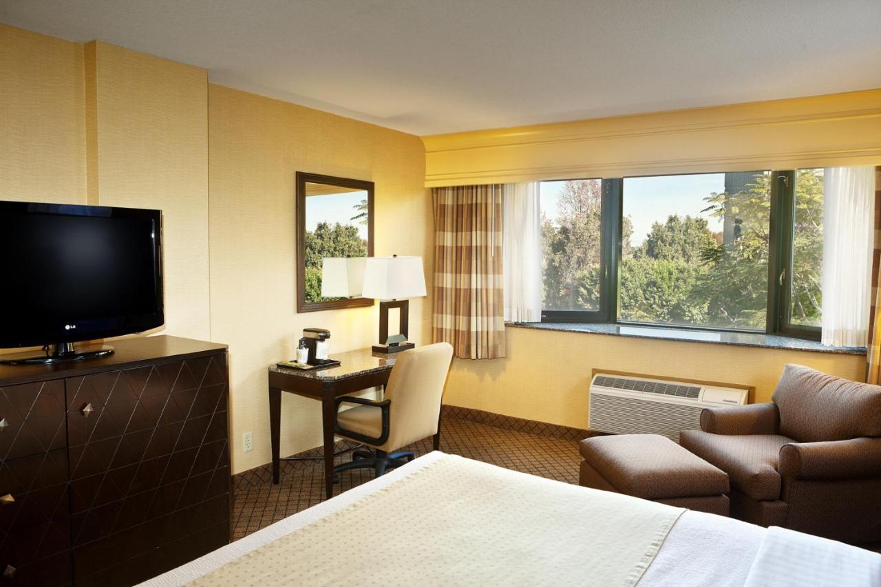 Deluxe Double Room Two Double Beds Non-Smoking