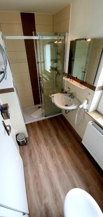 Doppelzimmer mit Balkon