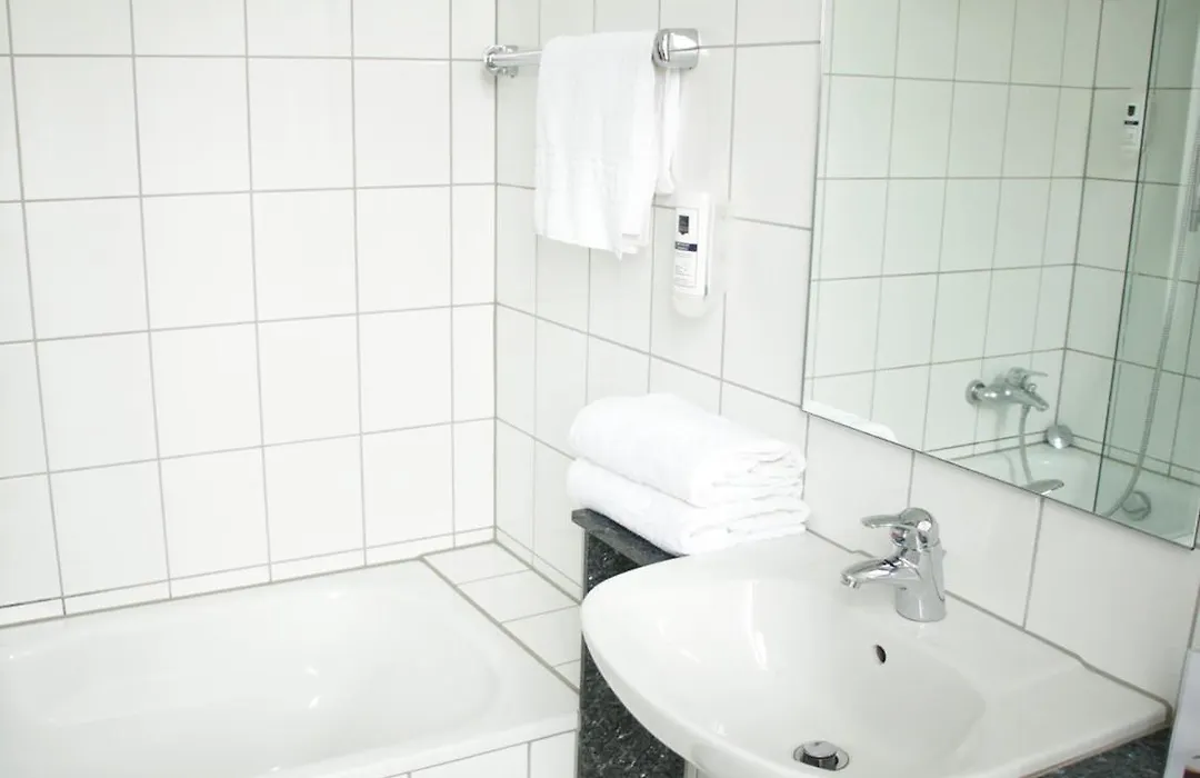 Z&B Hotel-1