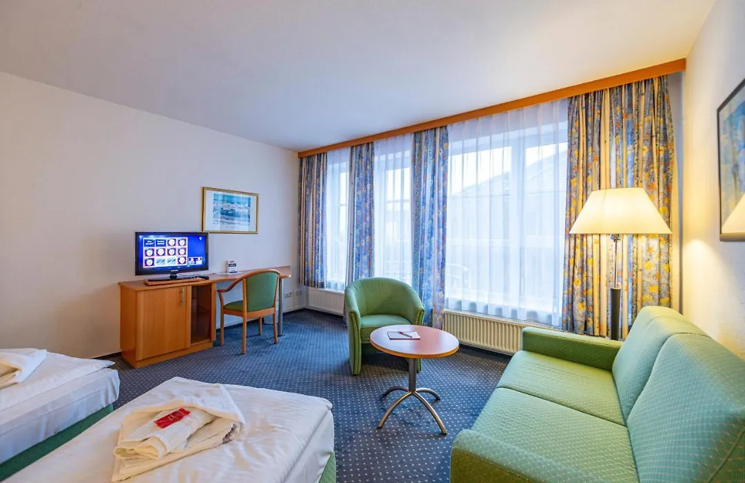 Hotel Rostock West im Kritzmow Park-1