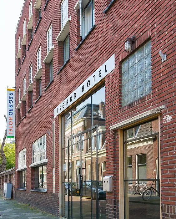 Asgard Hotel-1