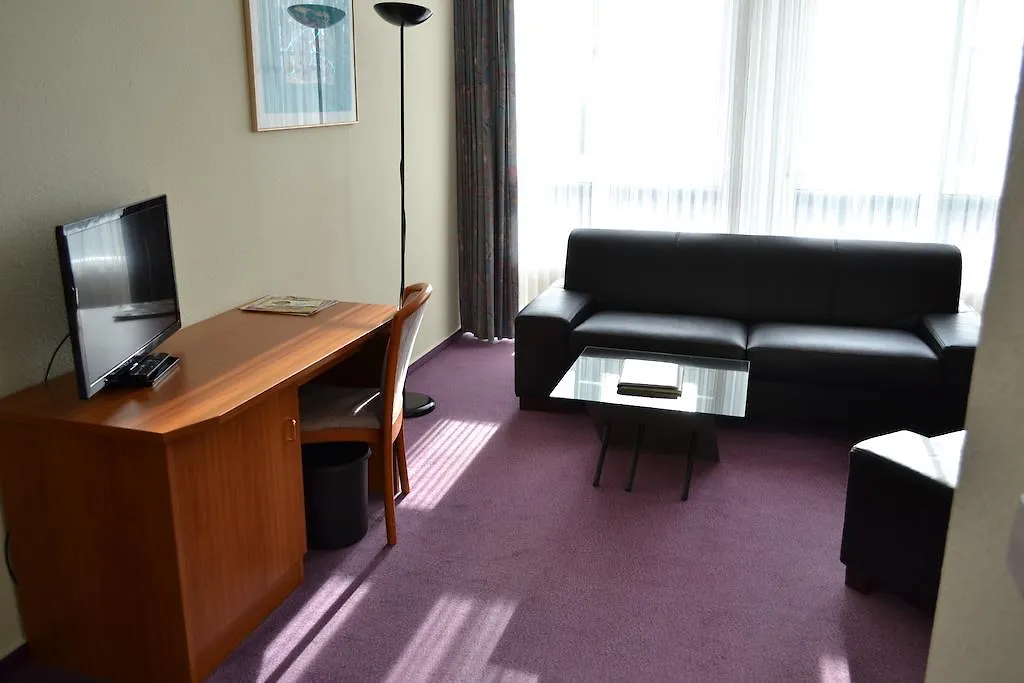 Hotel Grossbeeren-1