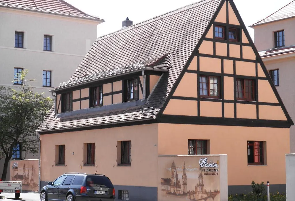 Hotel Pension zu Dresden Altpieschen-1
