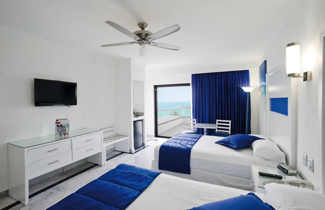 Hotel Riu Caribe-1