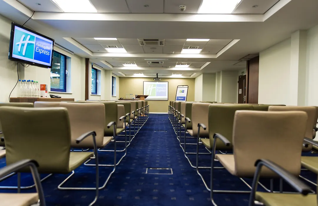 Holiday Inn Express London Stratford By Ihg-1