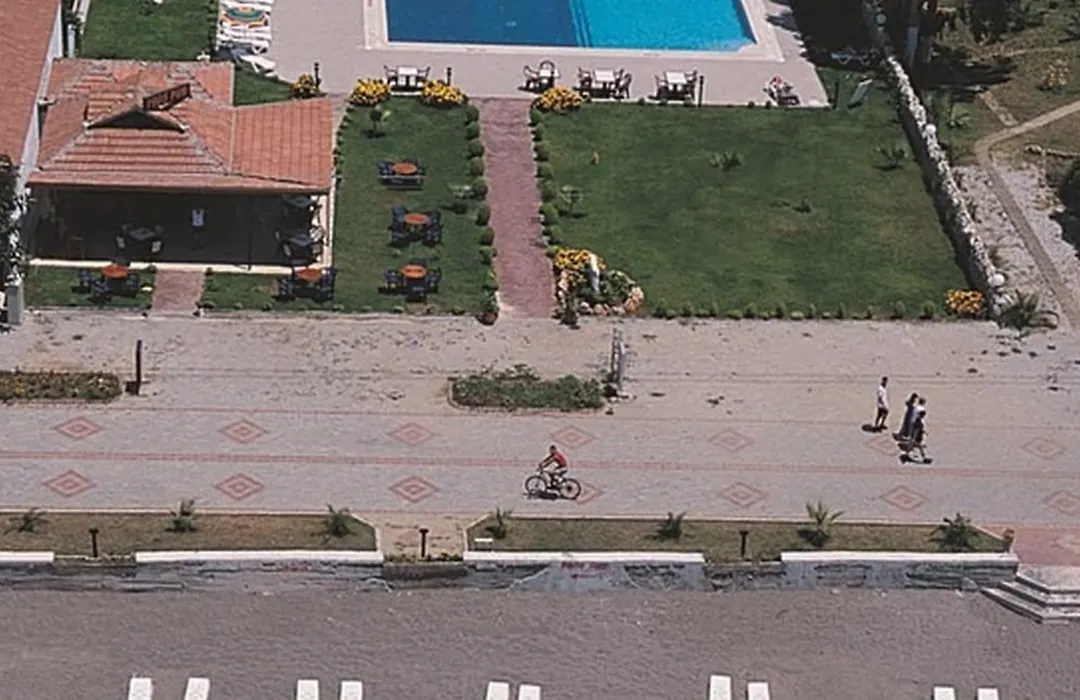 Area Hotel-1