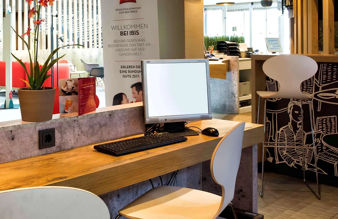 Ibis Linz City-1