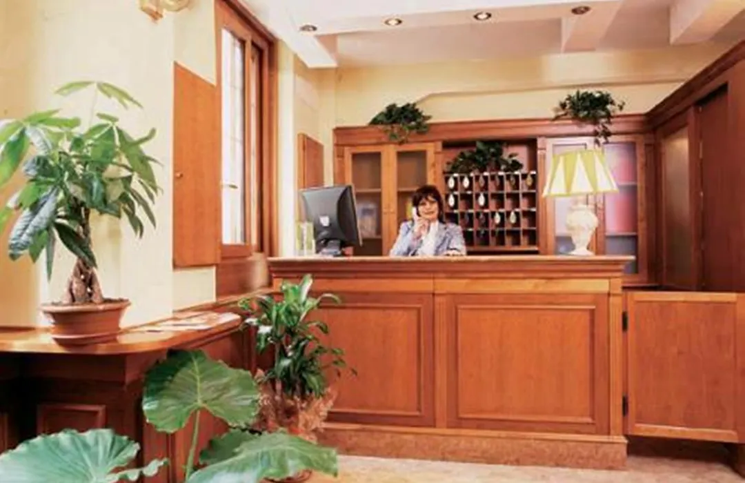 Hotel Kriss-1