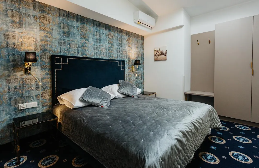 Hotel Jan-1