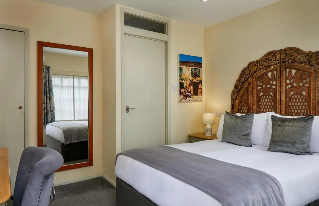 The Christopher Hotel, Eton-1