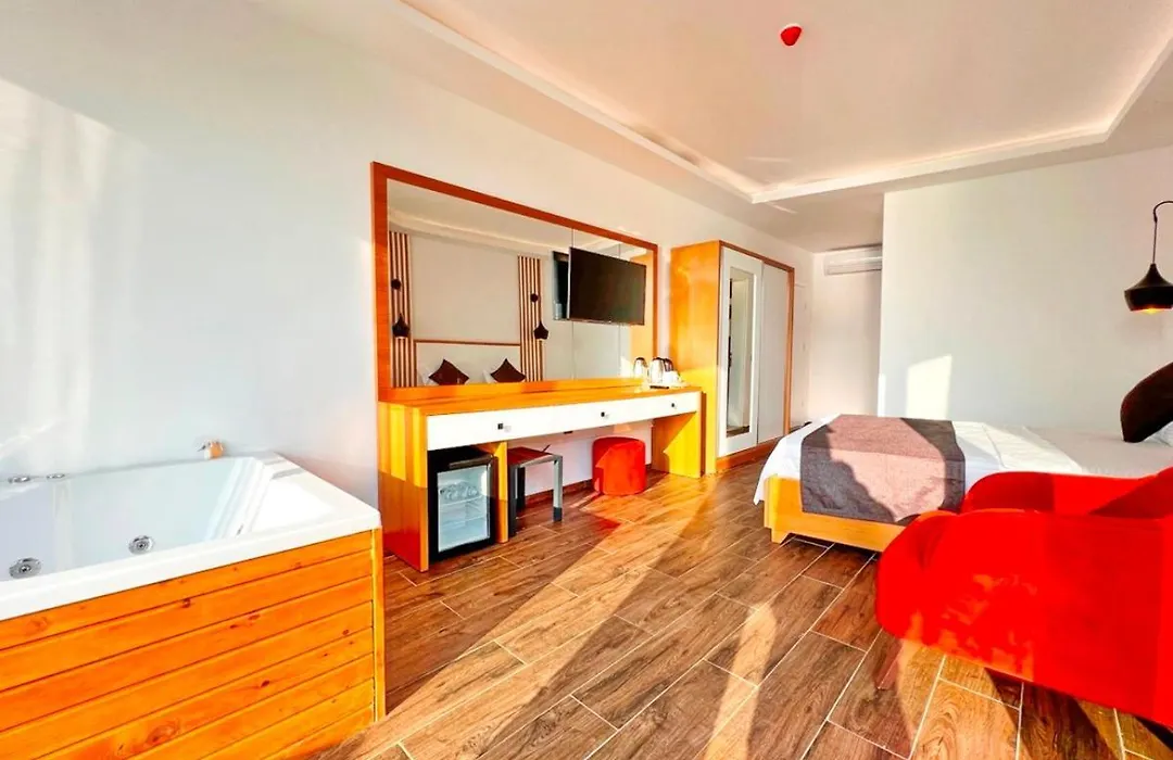 Kalkan Beach Park Hotel-1