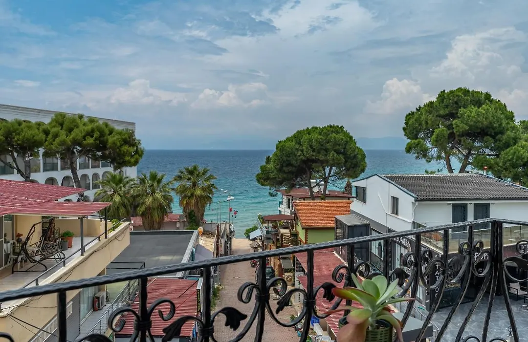 Rosy Suites Hotel-1