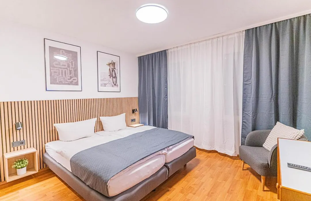 Hotel Solinger Hof-1