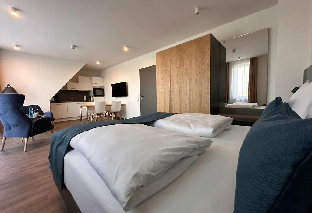 Hotel Schöne Aussicht-1