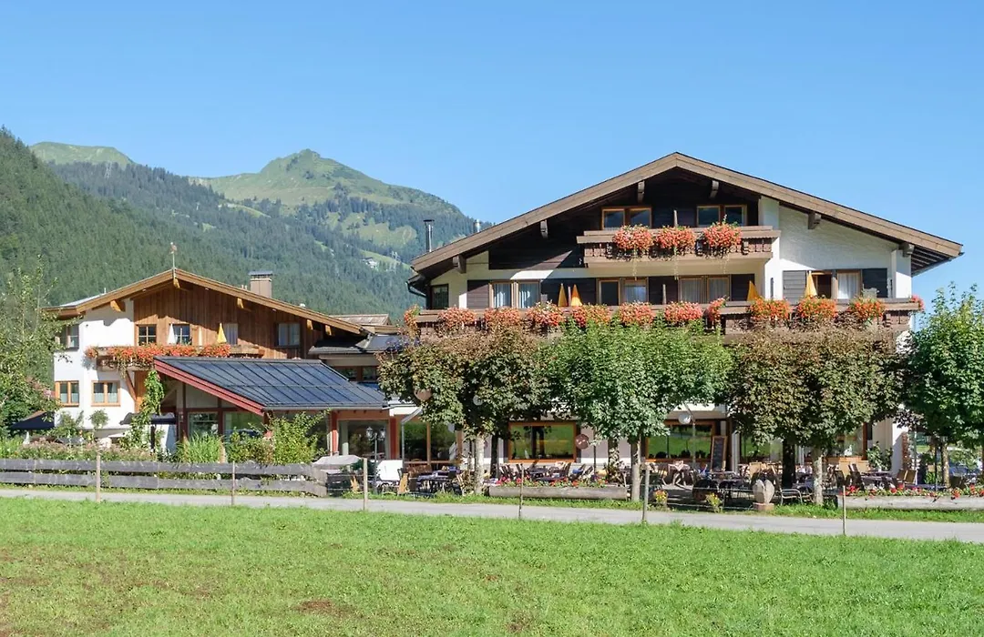 Hotel Birgsau-1