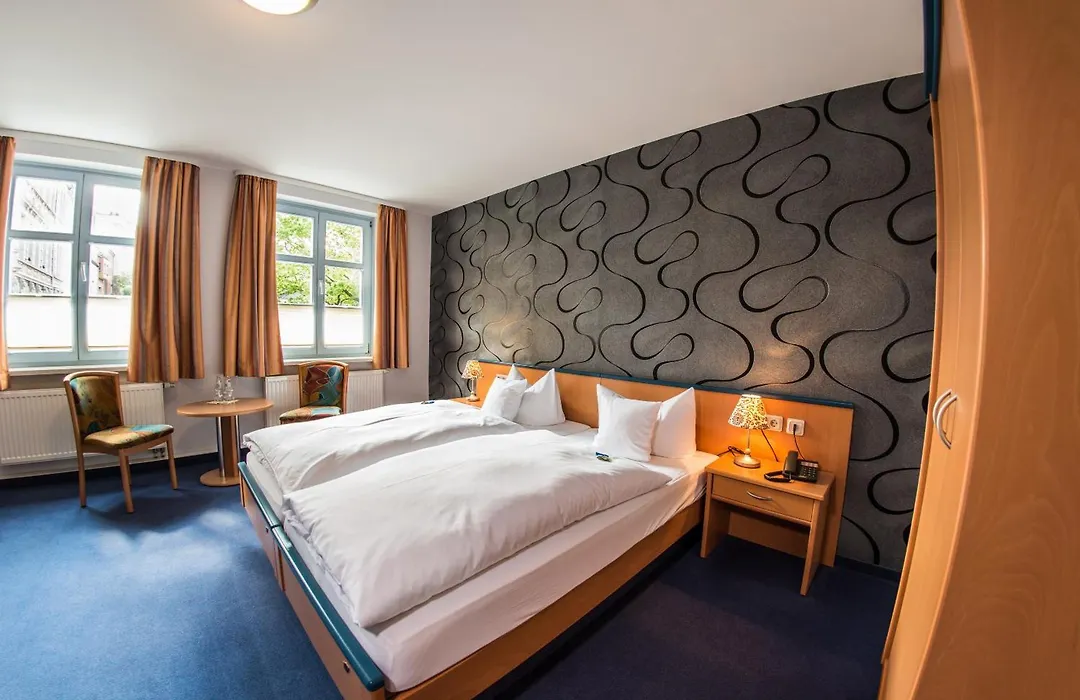 B&S Hotel Am Bachhaus-1