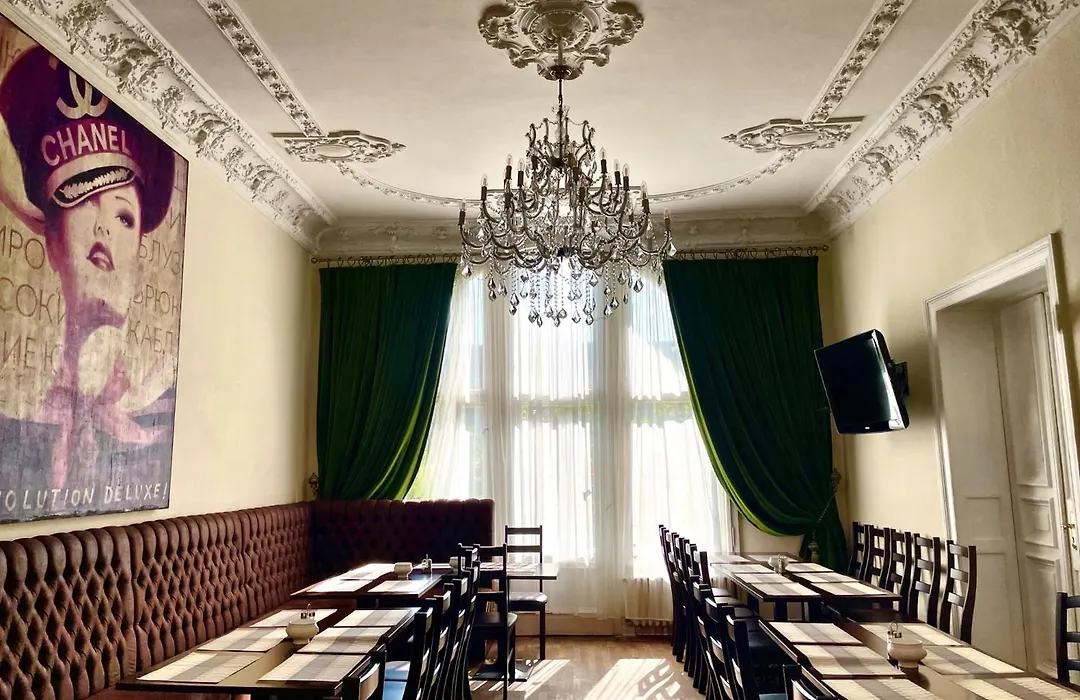 Upper Room Hotel Kurfürstendamm-1
