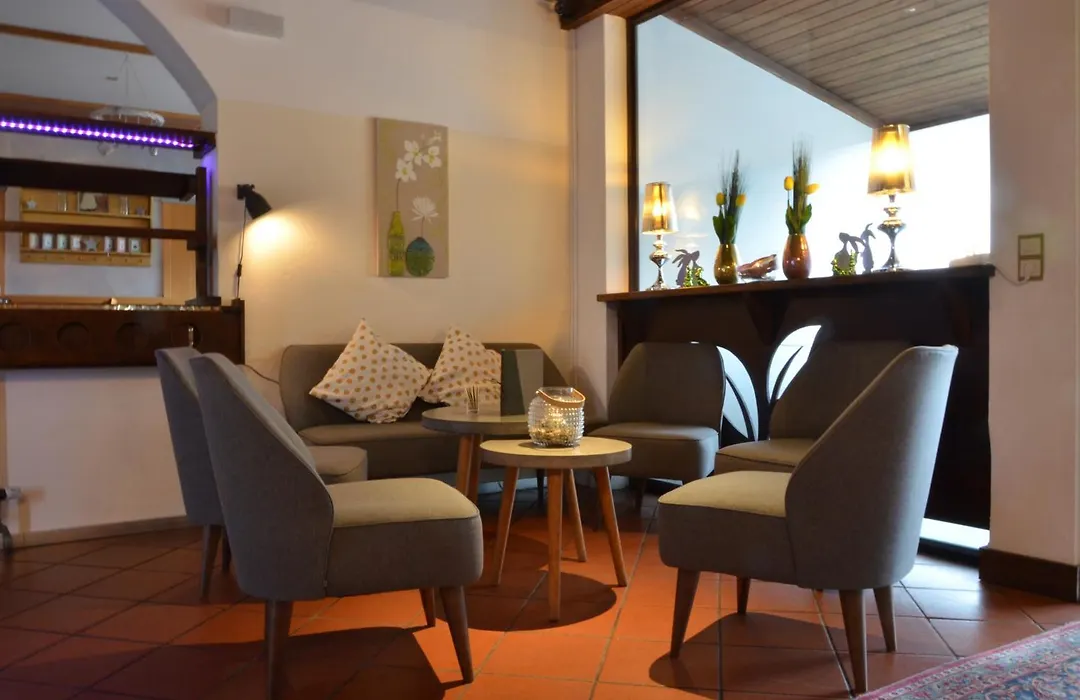 Dahoam By Sarina - Rooms & Suites-1